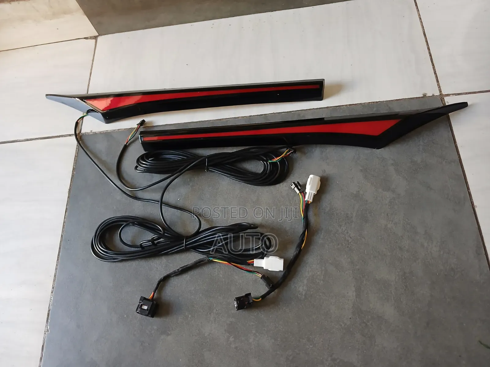Mazda CX-5 LED Boot Lights – Red Rear Tailgate Warning Light Strips
