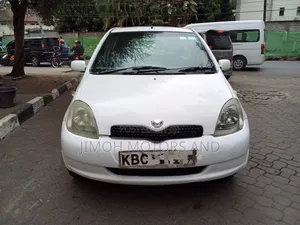 Toyota Vitz 2003 White