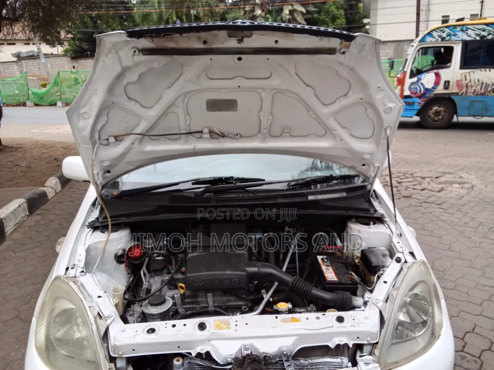 Toyota Vitz 2003 White