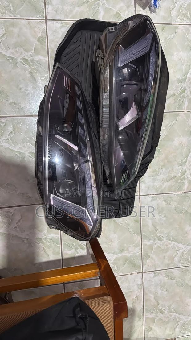 Selling Headlights Golf Mk7 - thumbnail 2