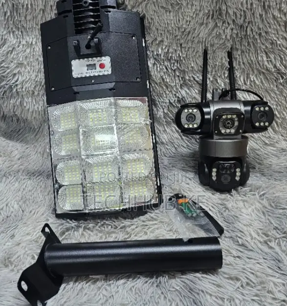 Solar LED Light WITH 4G CCTV Camera, 2-in-1 Multifunctional & 3-Lens