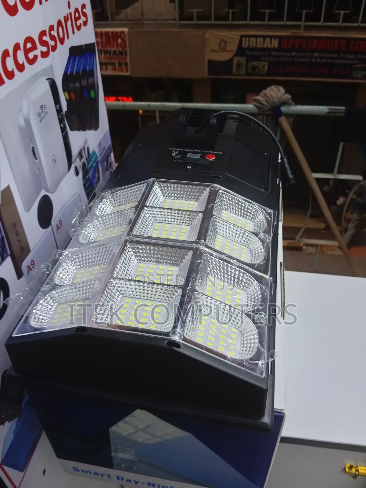 300W Solar AI Camera With Security Lighting for Parking Areas