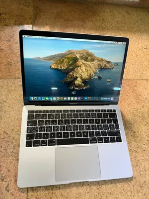 Laptop Apple MacBook Air 2019 8GB Intel Core i5 SSD 256GB