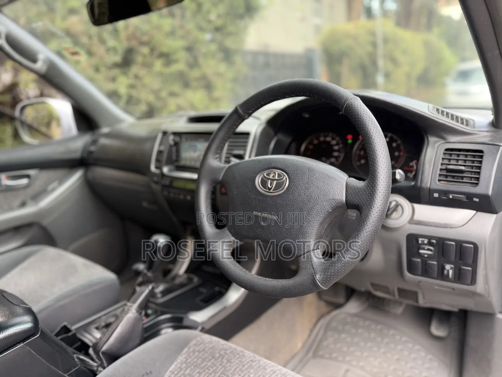 Toyota Land Cruiser Prado 2.7 5dr 2003 Silver
