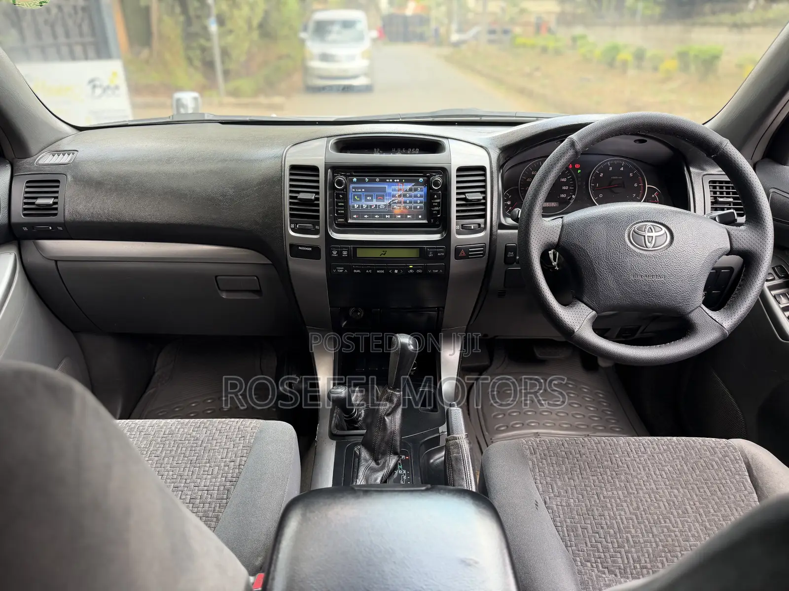 Toyota Land Cruiser Prado 2.7 5dr 2003 Silver