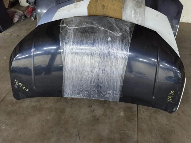 Honda Vezel Bonnet - thumbnail 2