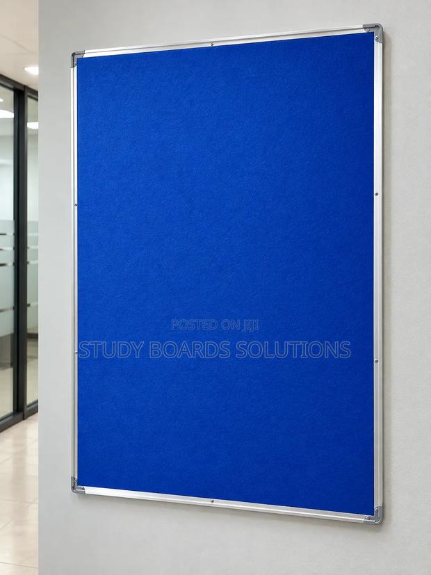 Space-Saving 4x3ft Pin Board – Suitable for Offices & Reception Areas - main view