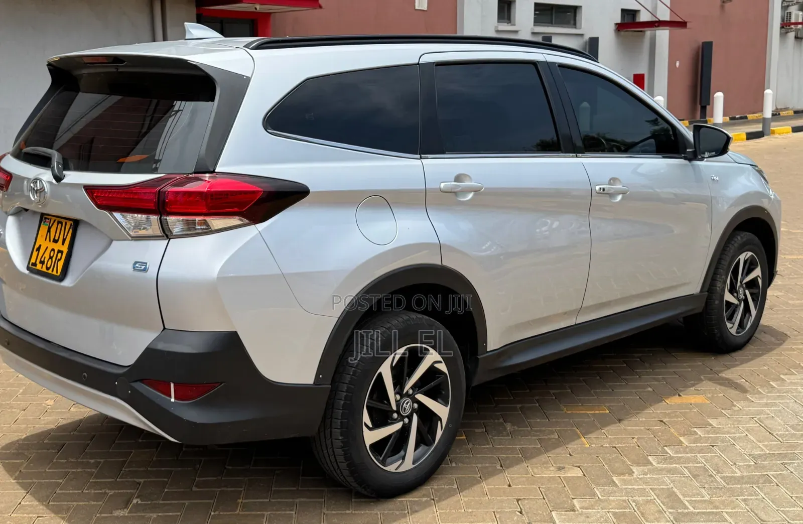 Mitsubishi Outlander 2.0 PHEV AWD 2016 Silver
