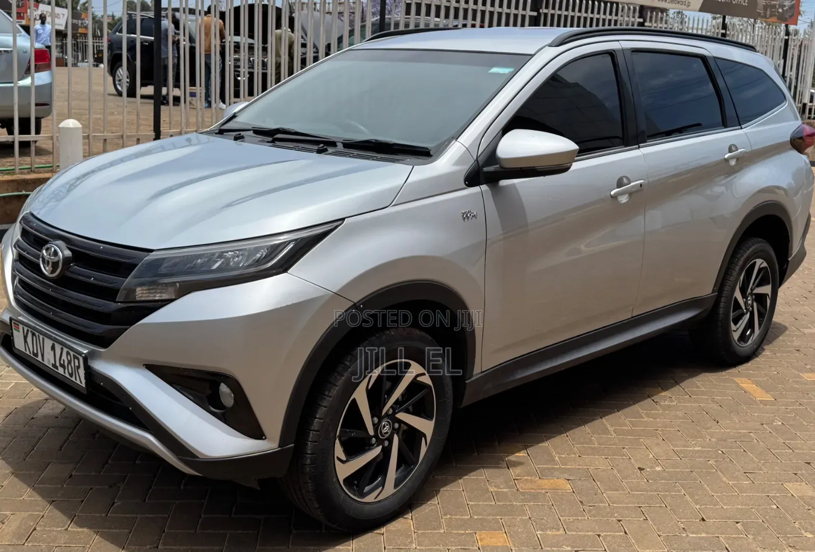 Mitsubishi Outlander 2.0 PHEV AWD 2016 Silver