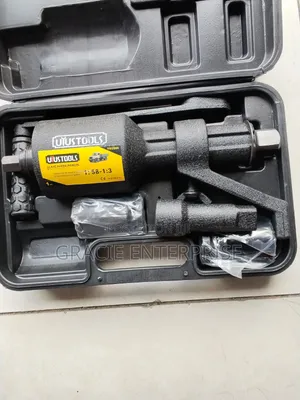 Manual Torgue Multiplier Wrench