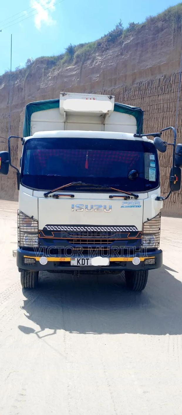 Isuzu FRR 2024 White - main view