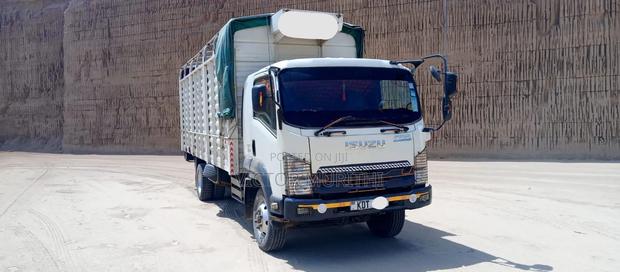 Isuzu FRR 2024 White - thumbnail 3