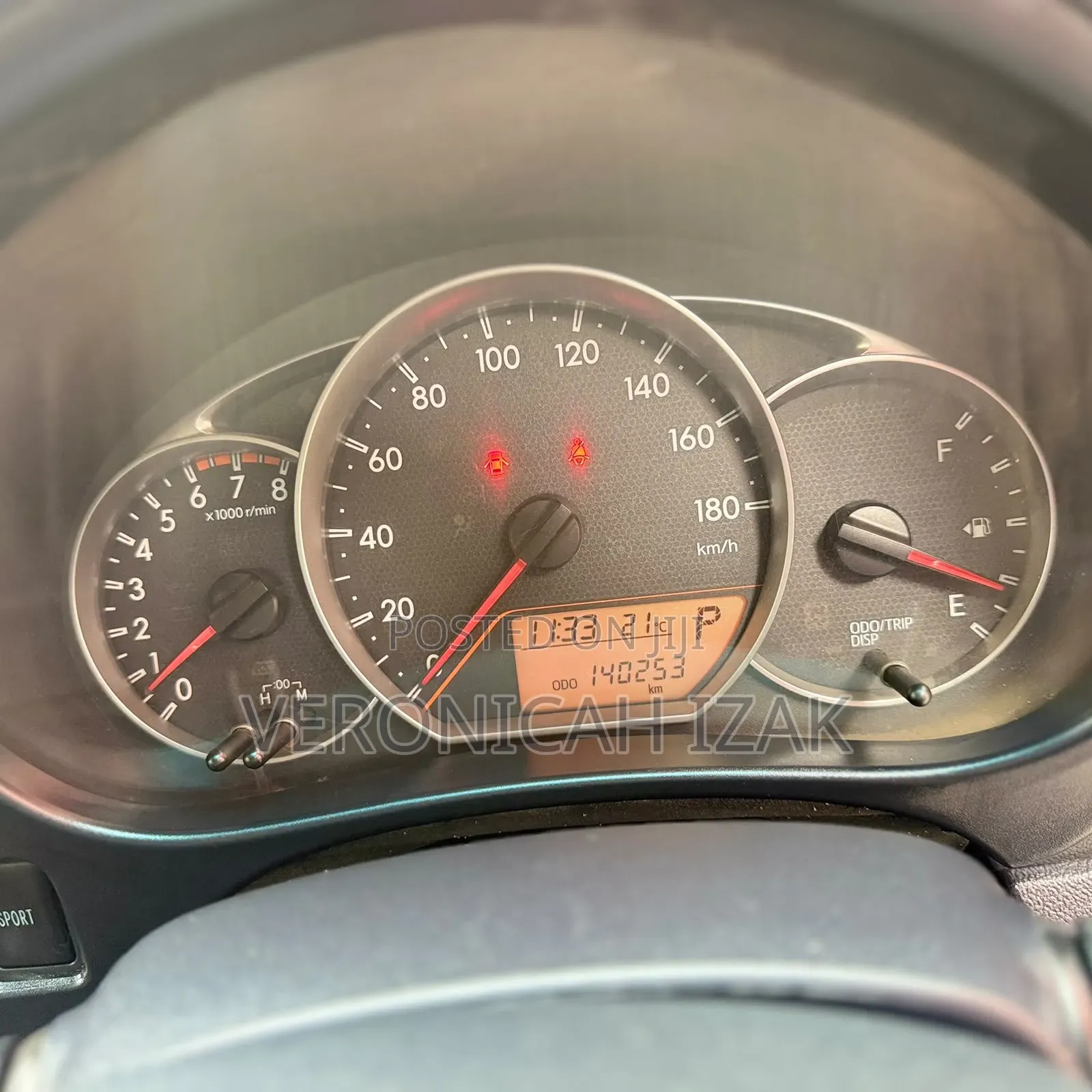 Toyota Ractis 2012 Silver