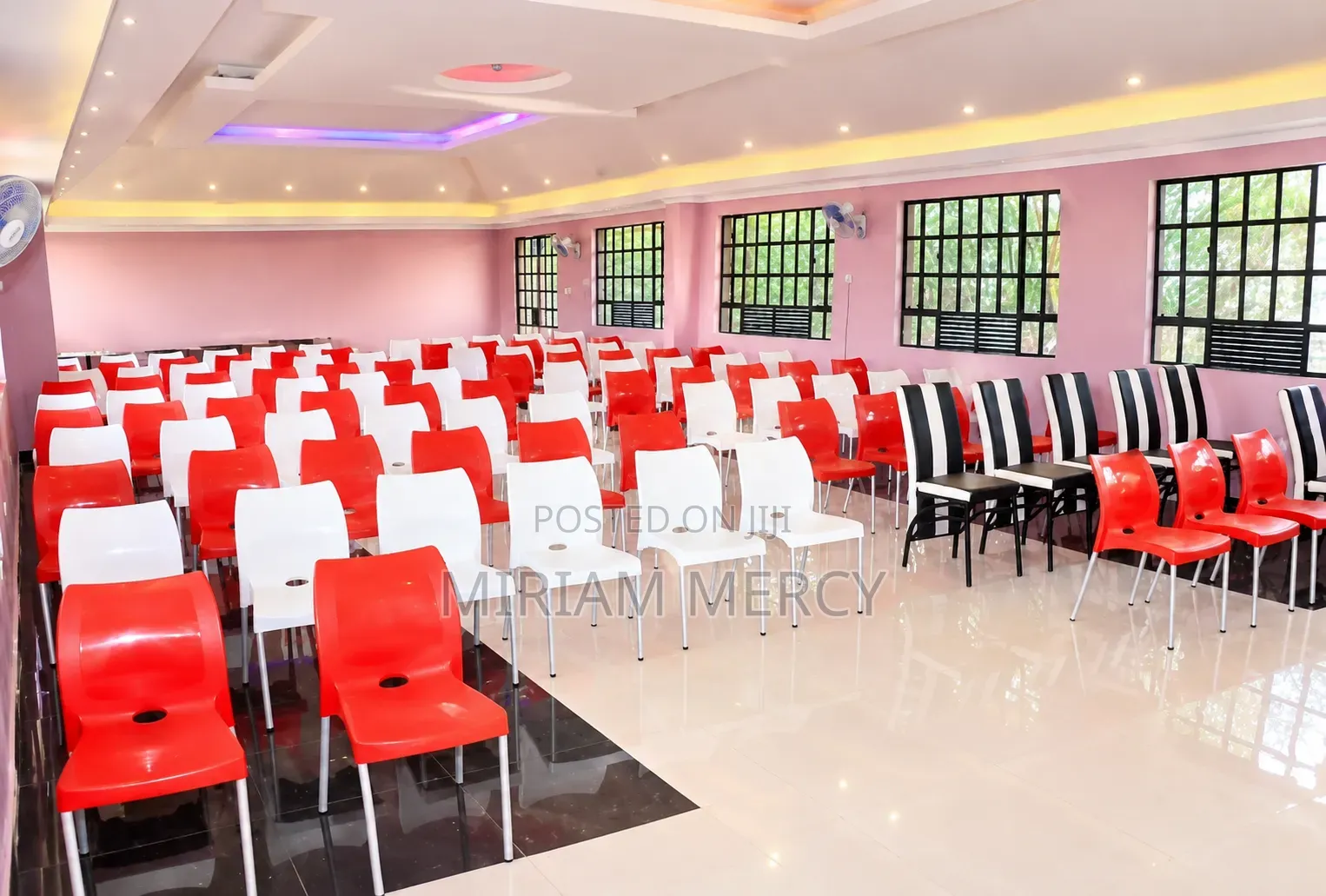 Magnificent Commercial Hotel