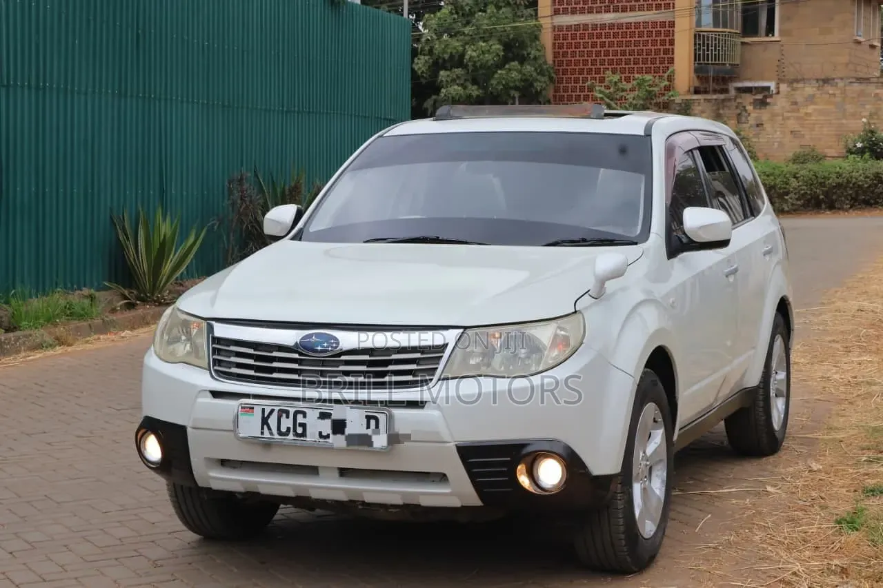 Subaru Forester 2009 White