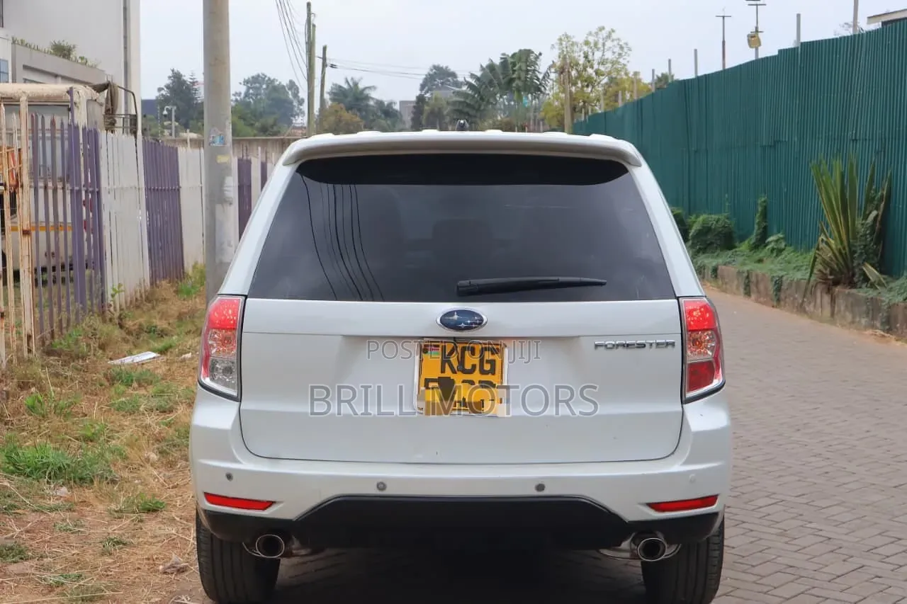 Subaru Forester 2009 White