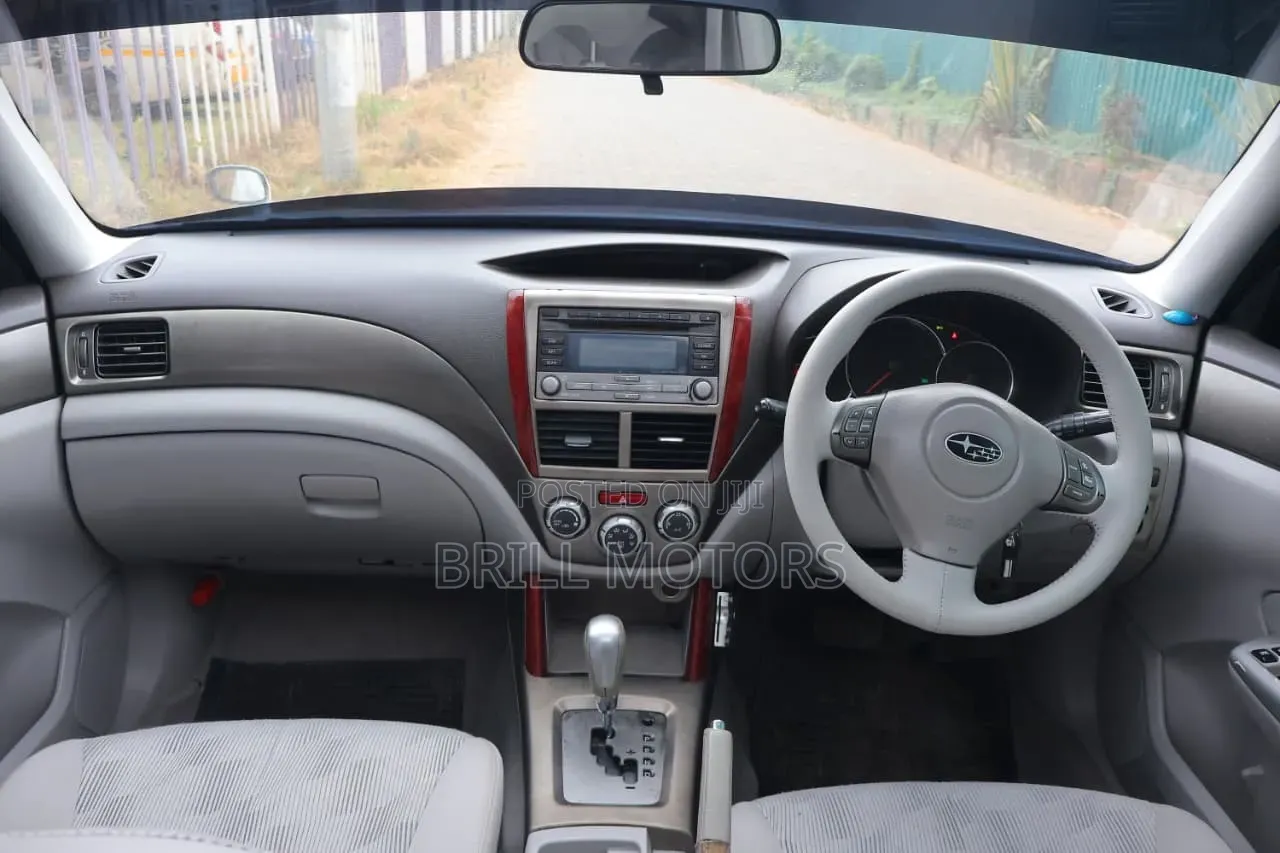 Subaru Forester 2009 White