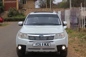 Subaru Forester 2009 White