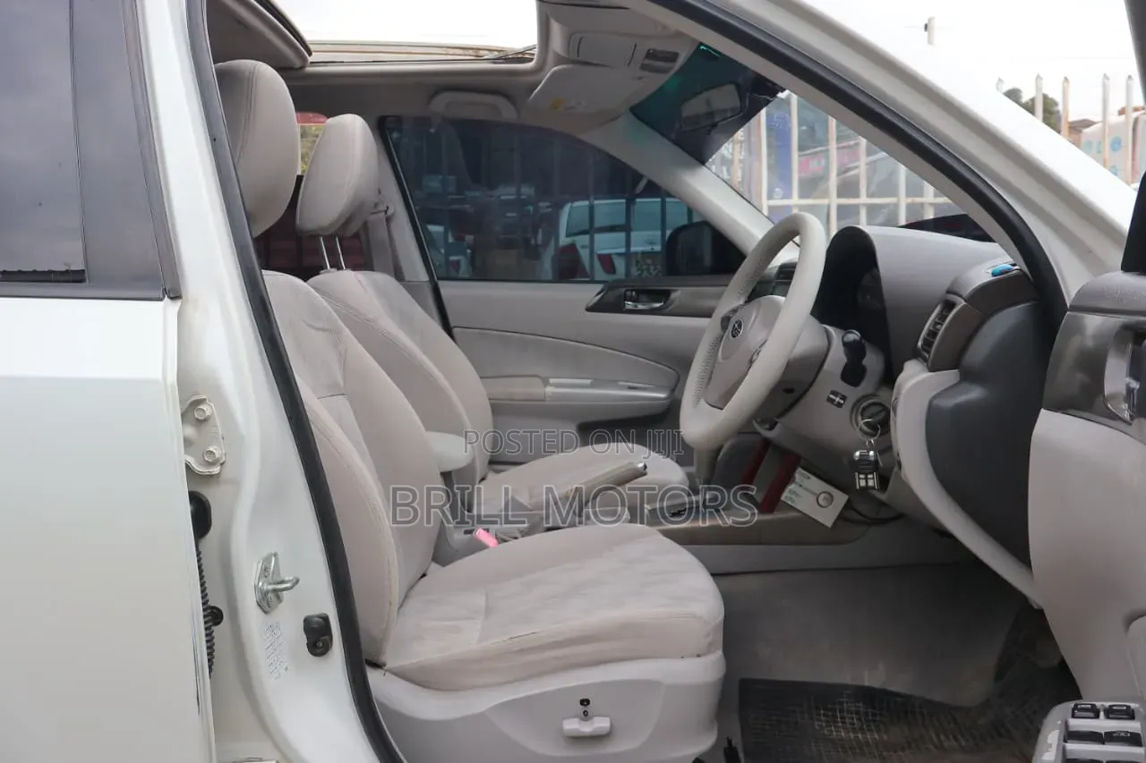 Subaru Forester 2009 White
