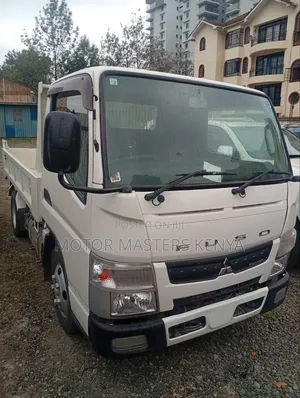Mitsubishi Fuso Canter 2018 White