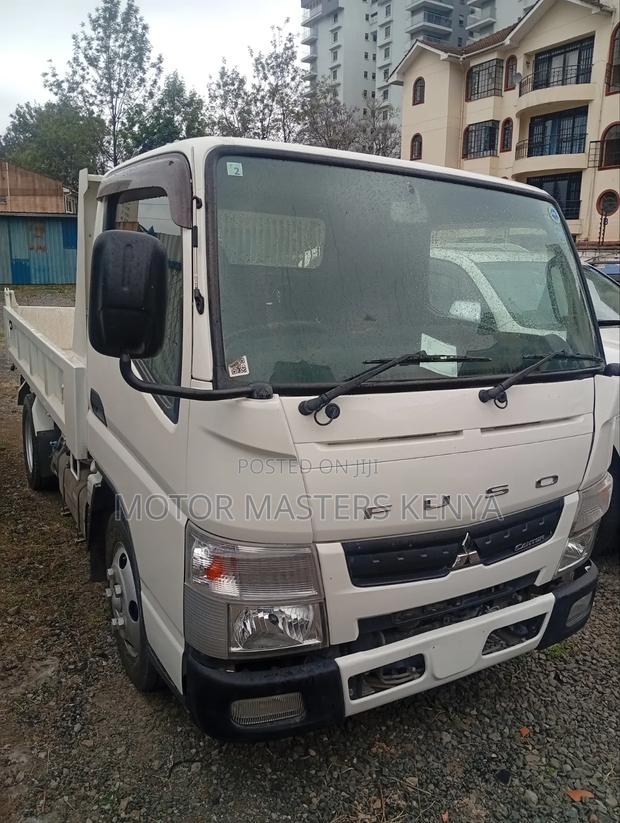 Mitsubishi Fuso Canter 2018 White