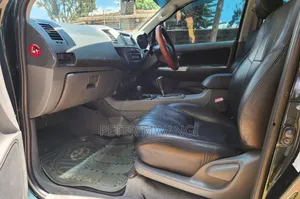 Toyota Hilux 2012 Gray