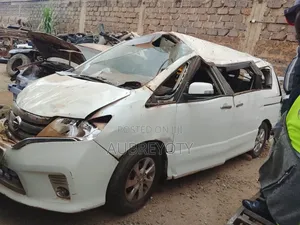 Nissan Serena 2013 White