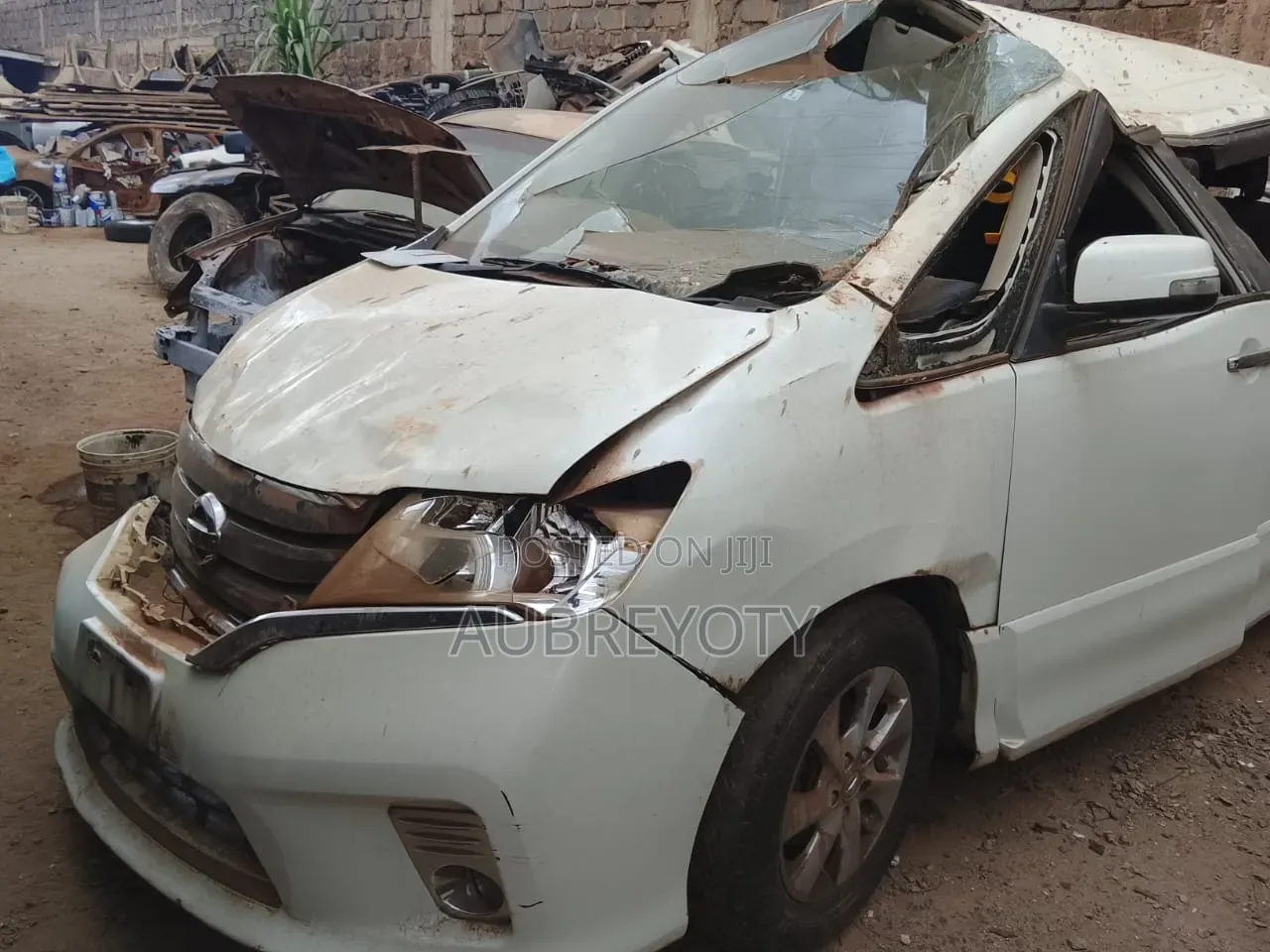 Nissan Serena 2013 White