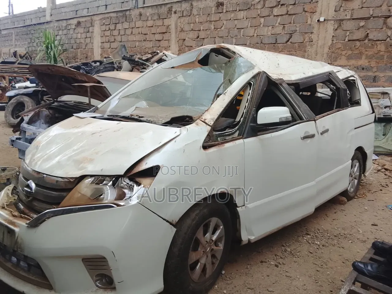 Nissan Serena 2013 White