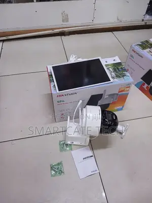 Hikvision Single Lens 4MP Solar Camera – High-Definition Video