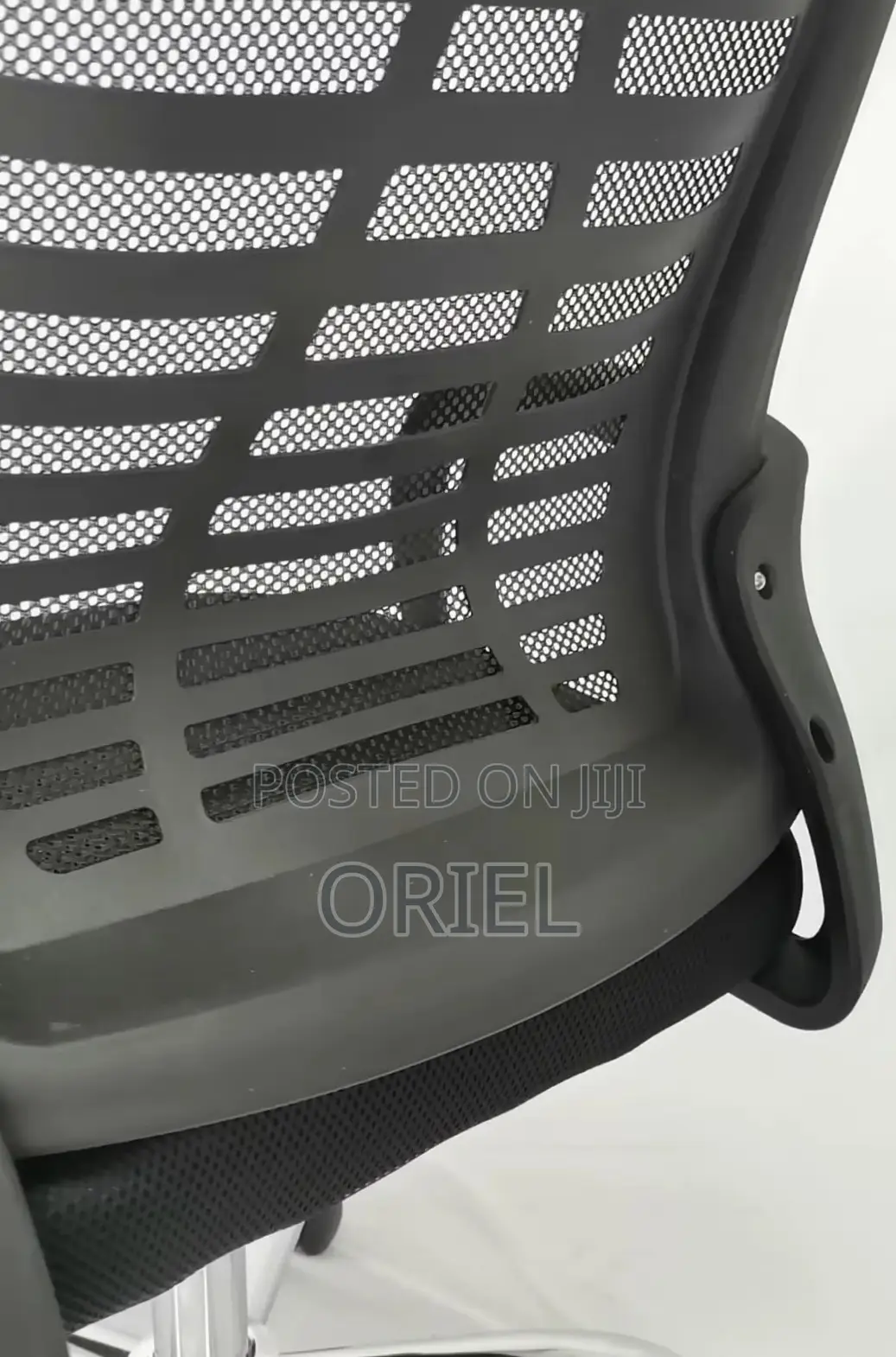 Office Chair : Executive Strong Mesh Chair- Mid Back
