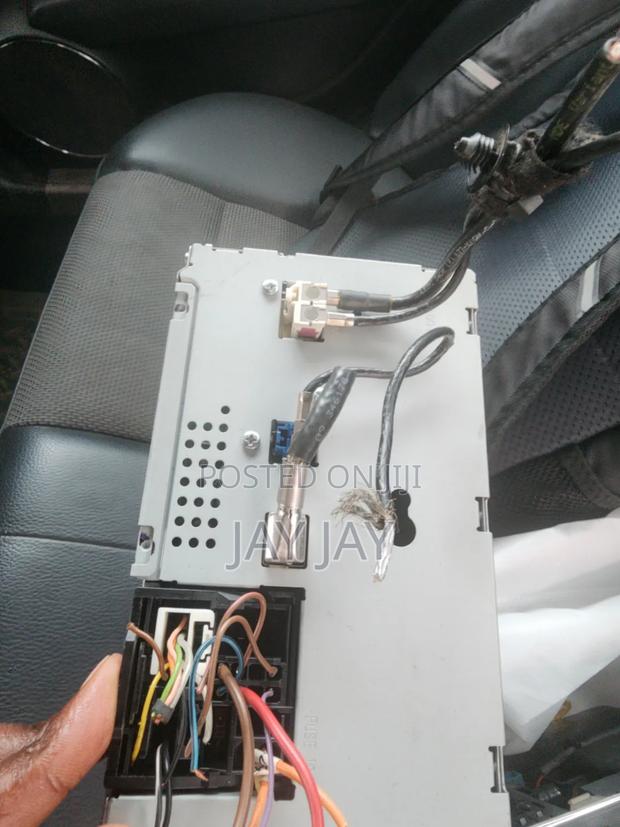 Mercedes Benz W204 Cd Player Radio - thumbnail 5