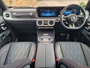 New Mercedes-Benz G-Class 2025 Black
