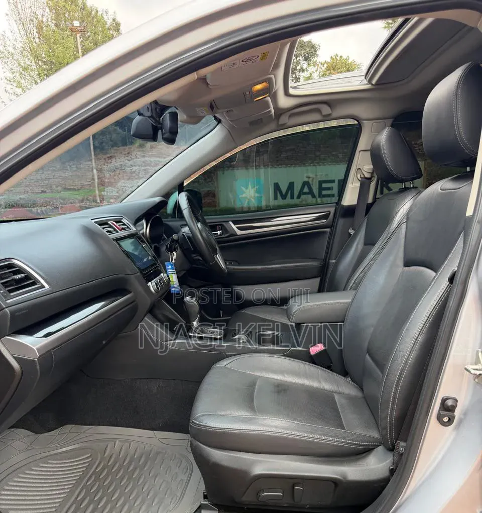 Subaru Outback 2016 Silver