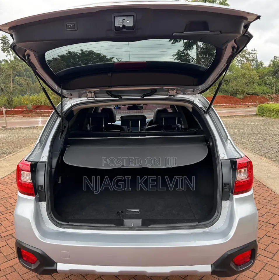Subaru Outback 2016 Silver