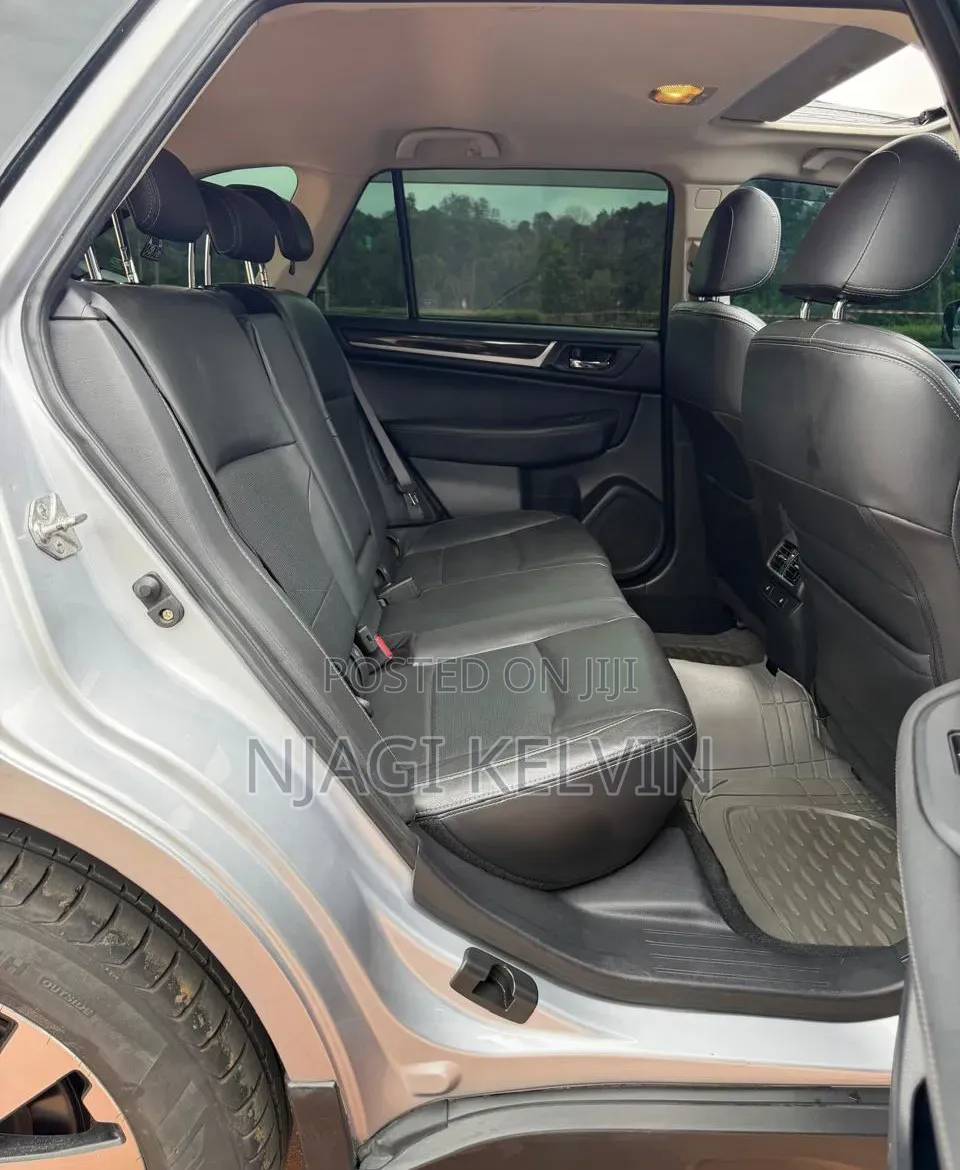 Subaru Outback 2016 Silver