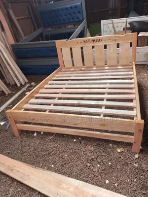 5x6 Clear Varnish Bed
