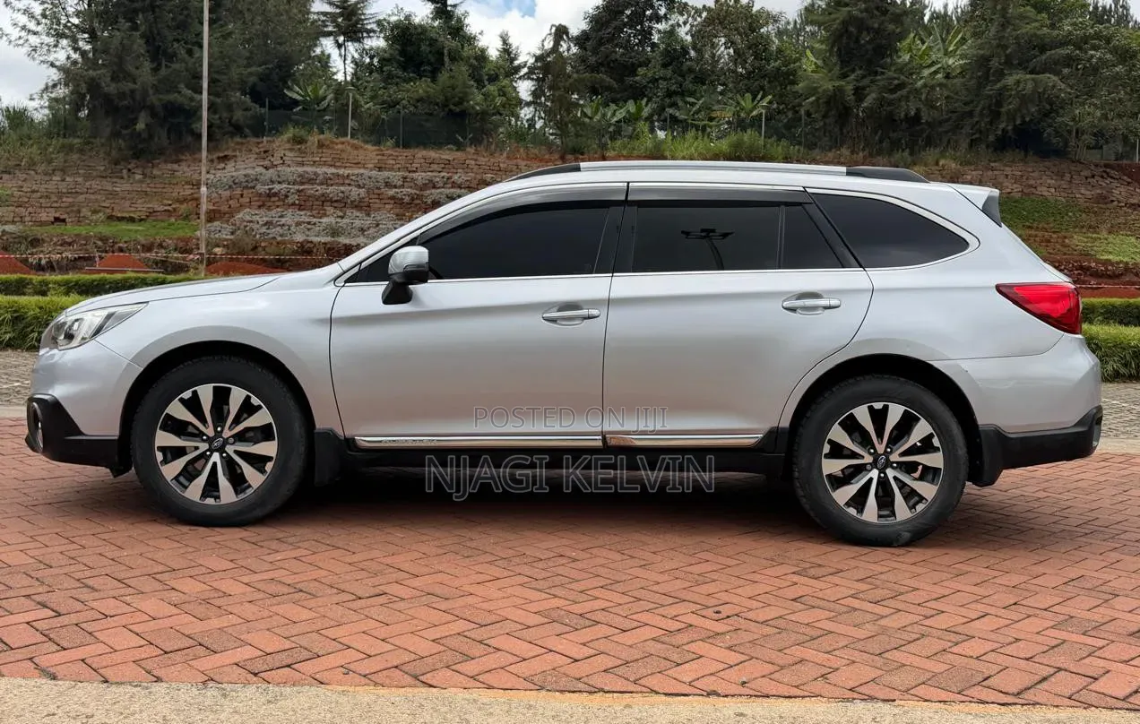 Subaru Outback 2016 Silver