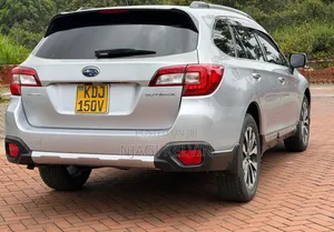 Subaru Outback 2016 Silver