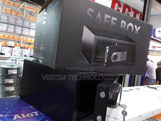 Hotel Room Digital Safe Box 9kg Laptop Size Secure Cash Safe