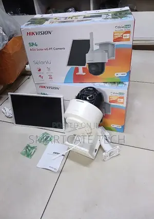 Hikvision 4MP Single Lens Wireless Security Camera With Solar Power