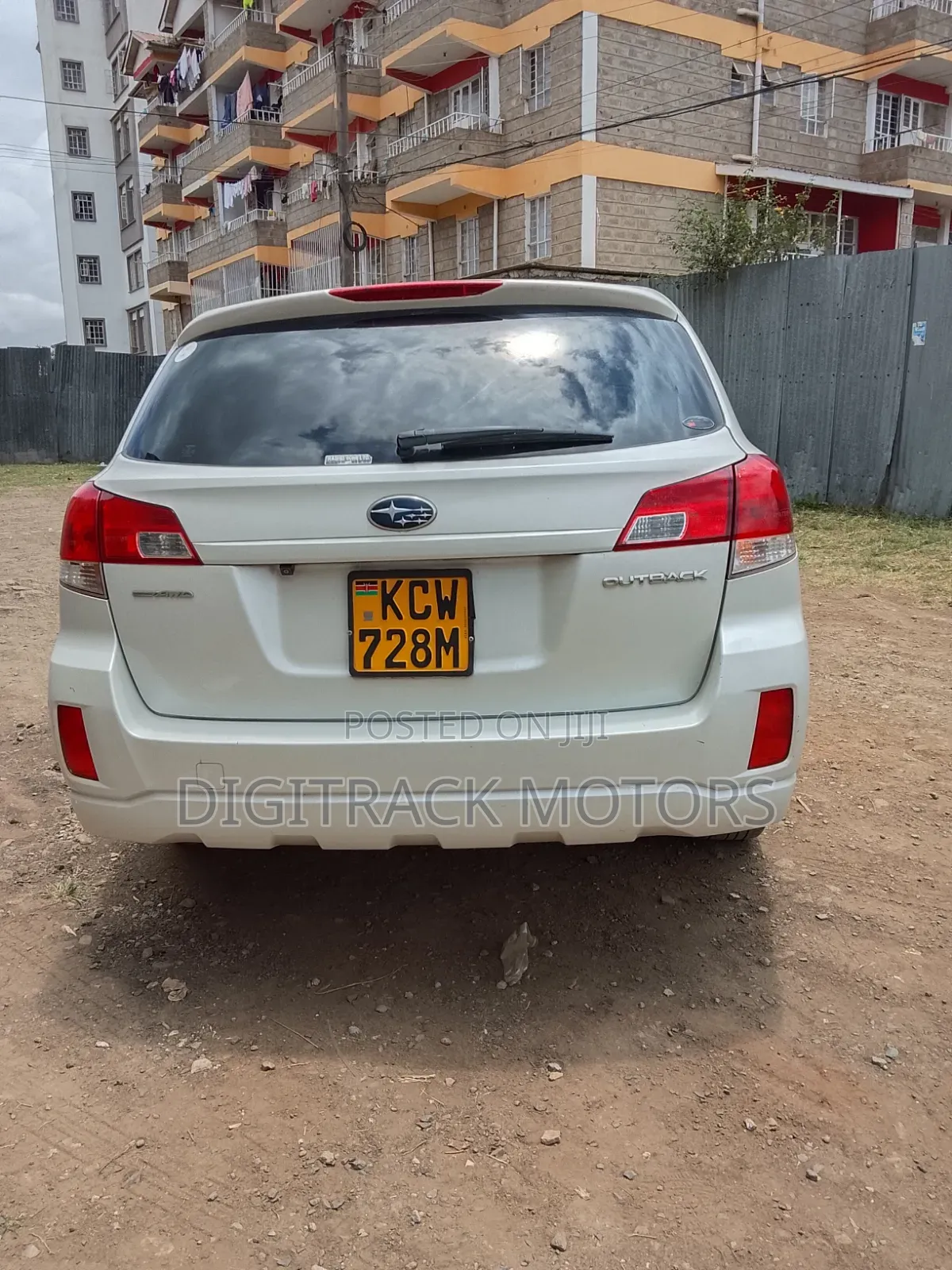 Subaru Outback 2013 White
