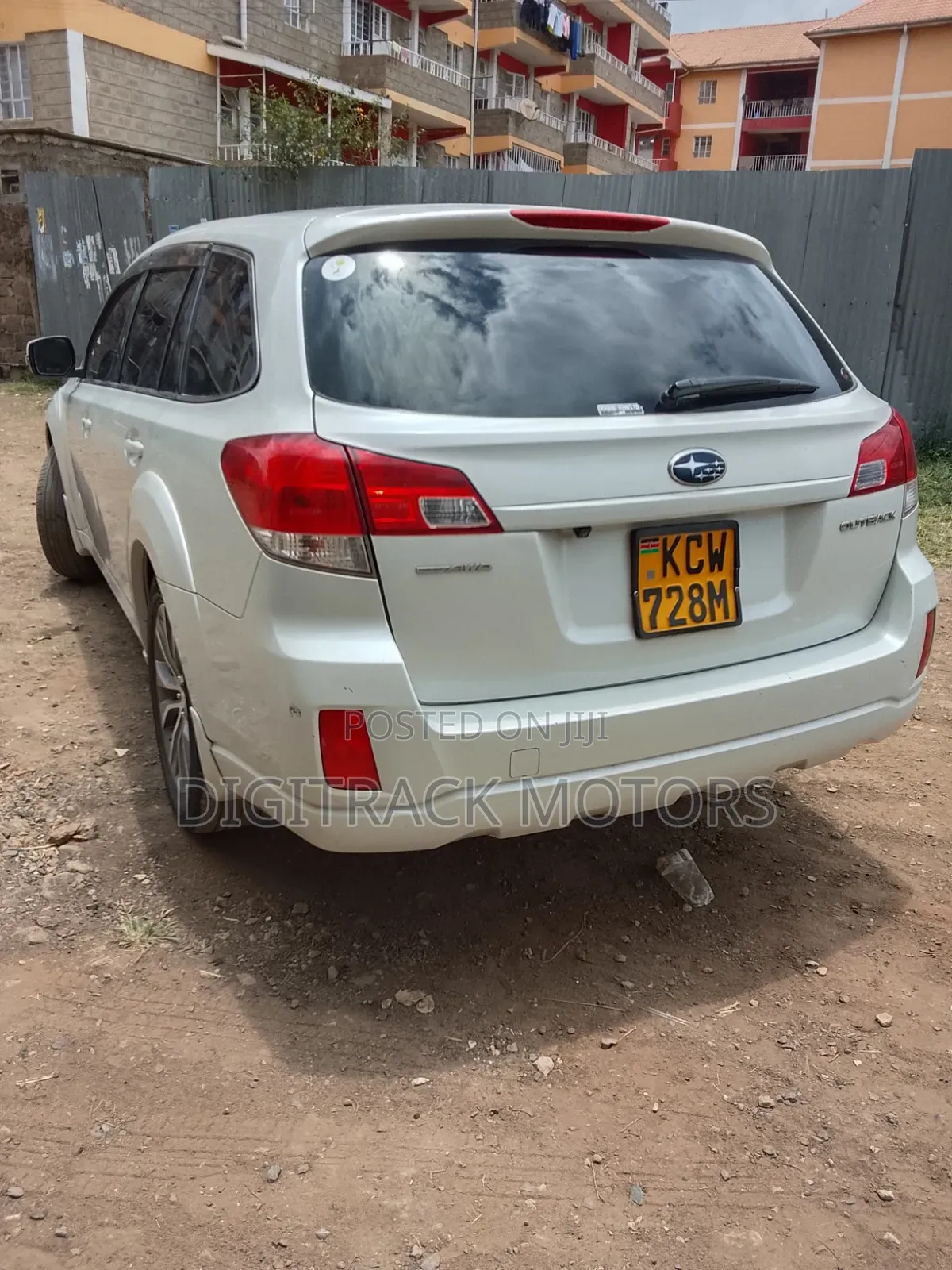 Subaru Outback 2013 White