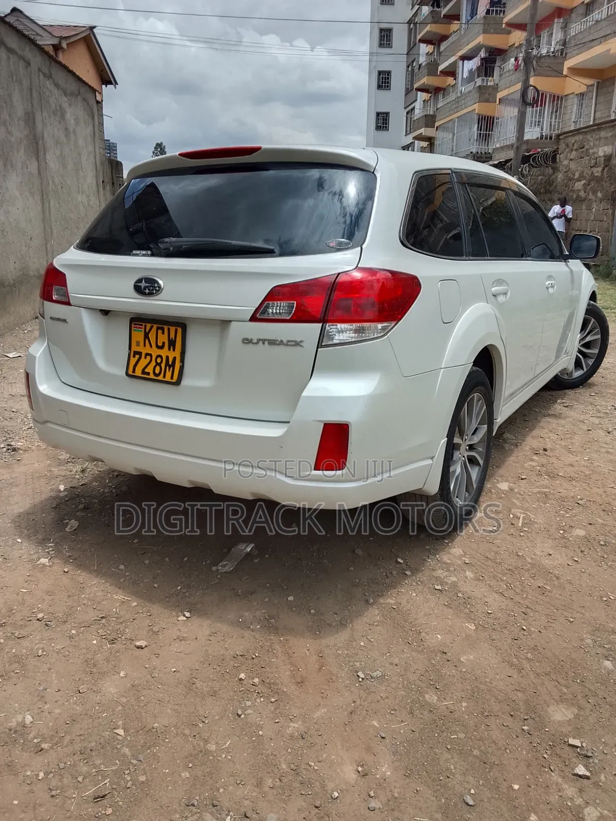 Subaru Outback 2013 White