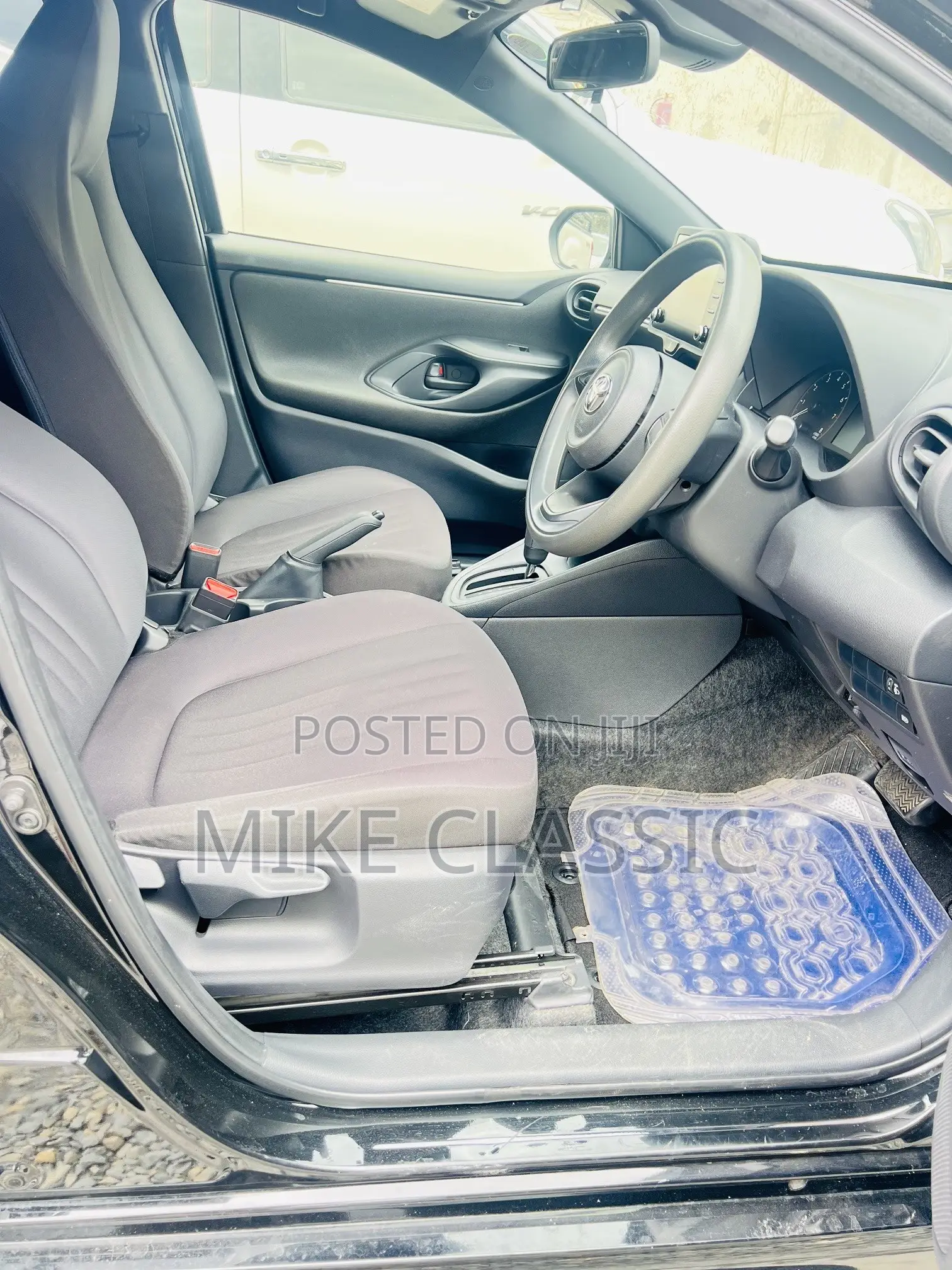 Toyota Yaris 2019 Black