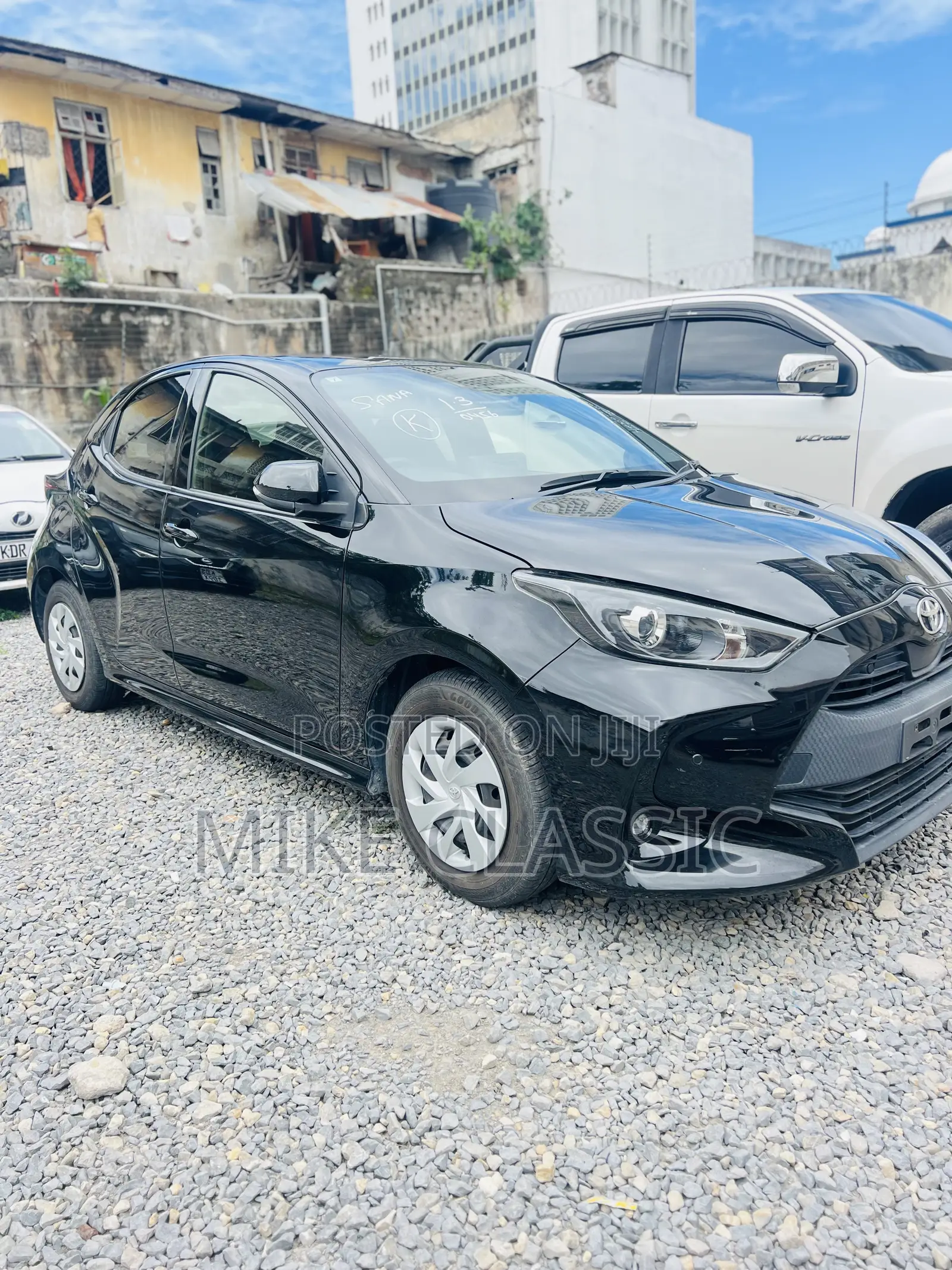 Toyota Yaris 2019 Black