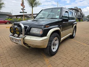 Suzuki Escudo 1995 Black