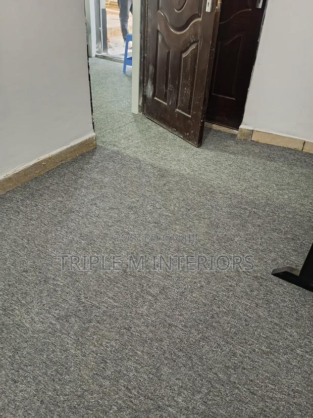 Greyish Wall to Wall Carpet - 4mm Delta for Homes,churches, Schools