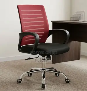Ergonomic Mesh Office Chair – Supportive Seating for Workstations