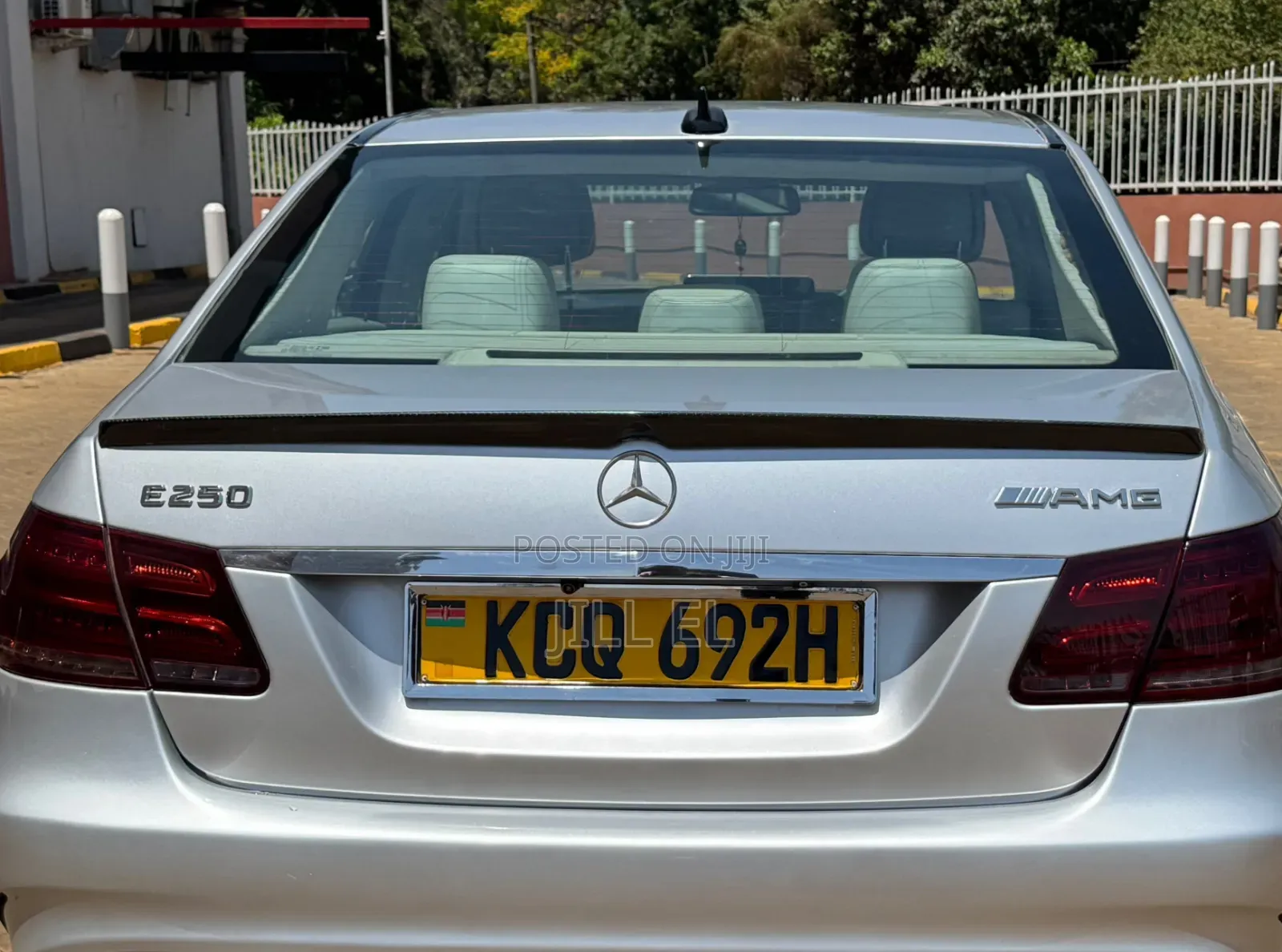 Mercedes-Benz E250 2010 Silver